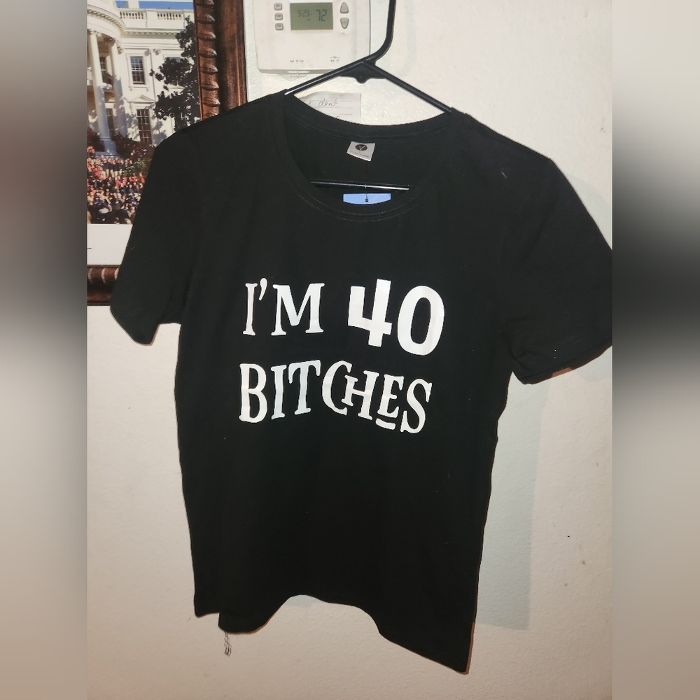 New 40 tshirt size small